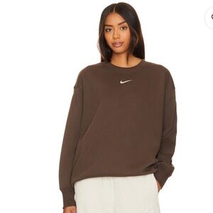 Nike Oversized Crewneck Sweatshirt in Baroque Brown Size L Women’s